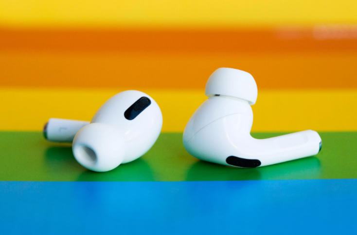 "Bật mí" 8 mẹo sử dụng AirPods Pro hay và thú vị!