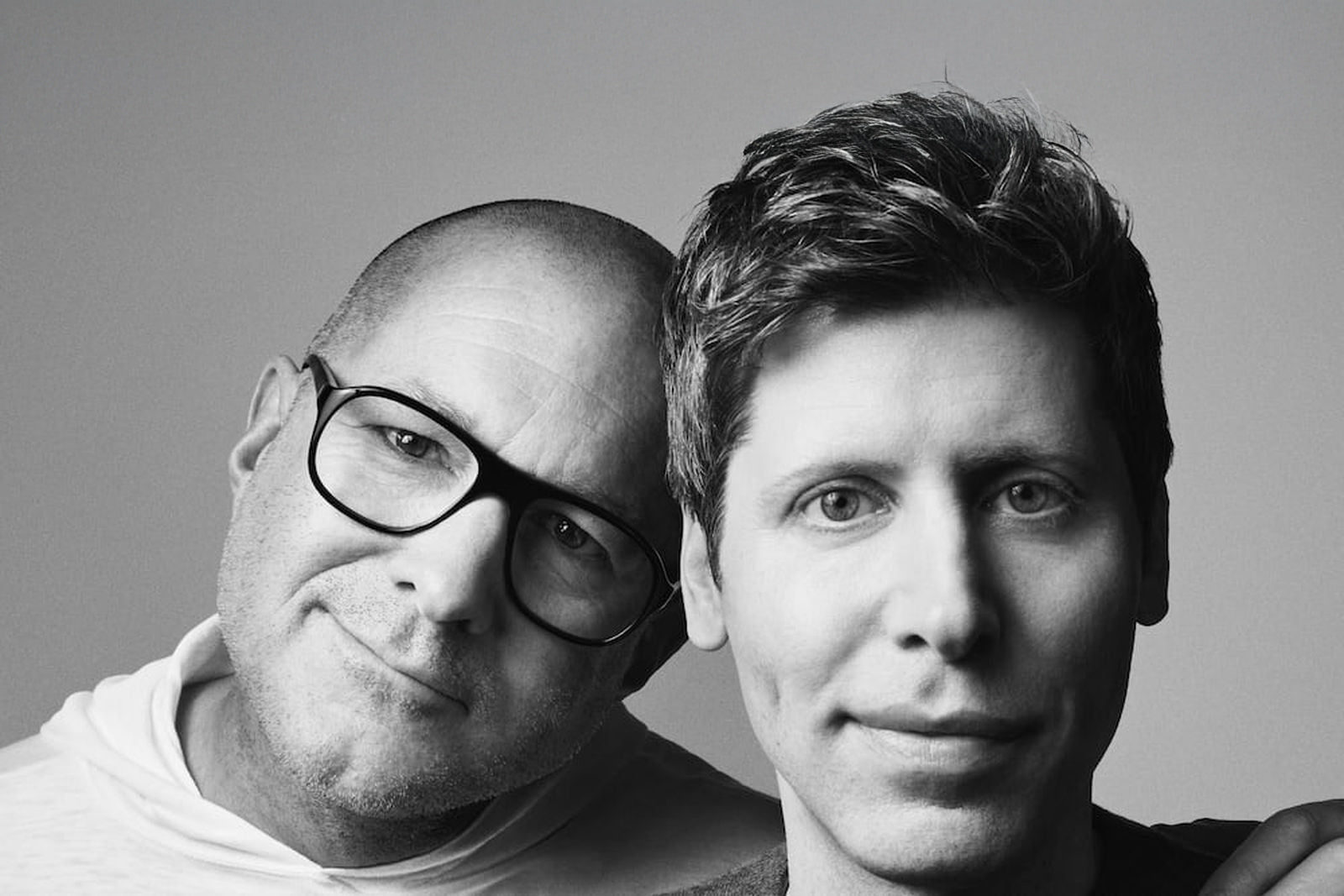 OpenAI chuẩn bị ra mắt thiết bị AI đầu tiên trong năm nay - tham vọng đối đầu AirPods