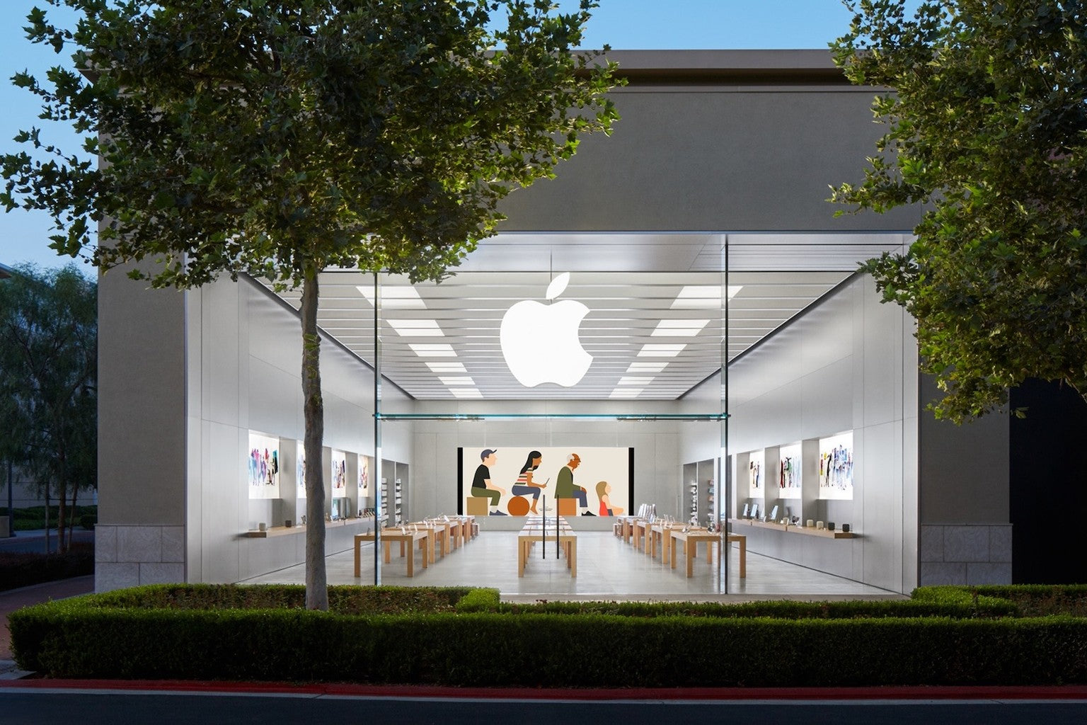 Hai Apple Store ở Mỹ và Australia sắp tạm đóng cửa để sửa chữa