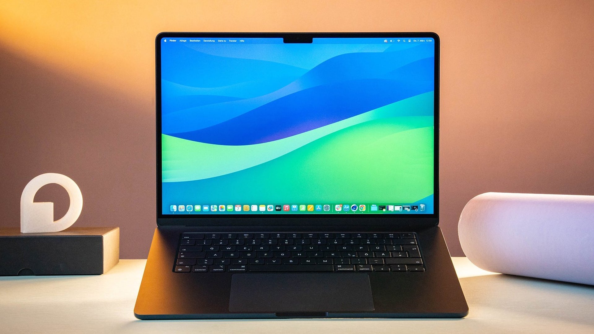 Pin MacBook Air M3 Có Khỏe Không?